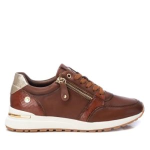 XTI – Zapatilla Mujer Camel – Calzado Cómodo y Versátil – Moda Casual – Modelo 14320202 (Talla 37)